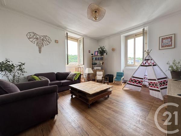 Appartement F4 à vendre  4 pièces - 135,06 m2 ST AFFRIQUE - 12