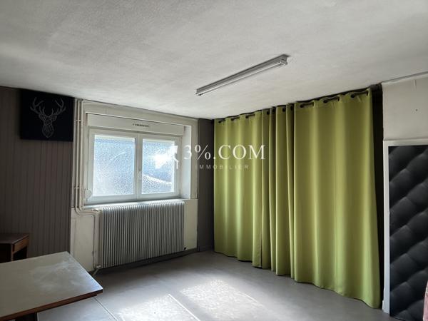 Maison 4 pièce(s) 1 chambre(s) 106 m²