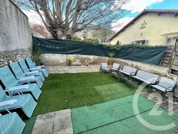 Immeuble à vendre  337 m2 NIMES - 30