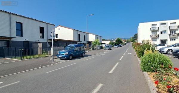 Maison à vendre à Montbrison dans la Loire (42600), ref : 090/438   
MONTBRISON - Centre ville
