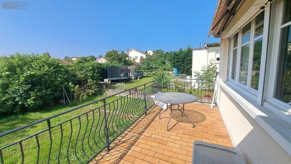 Maison à vendre à Montbrison dans la Loire (42600), ref : 090/438   
MONTBRISON - Centre ville