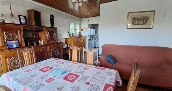 Maison à vendre à Montbrison dans la Loire (42600), ref : 090/438   
MONTBRISON - Centre ville