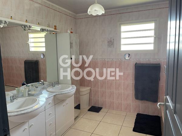 Maison Sainte Anne 4 pièce(s) 107 m2