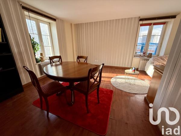 Appartement 4 pièces de 73 m² à Saint-Nicolas-de-Port (54210)