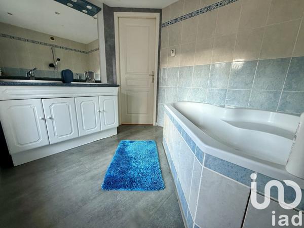 Appartement 4 pièces de 73 m² à Saint-Nicolas-de-Port (54210)