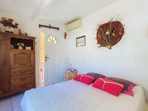 Saint-Aygulf Villa plain-pied 3 chambres garage piscine boulodrome