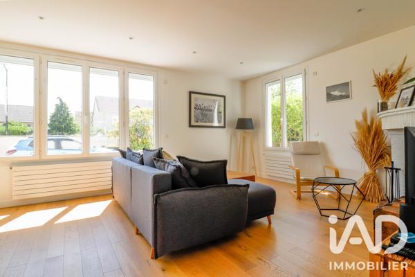 Location maison 7 pièces 150 m² Magny-les-Hameaux