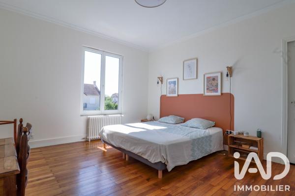 Location maison 7 pièces 150 m² Magny-les-Hameaux