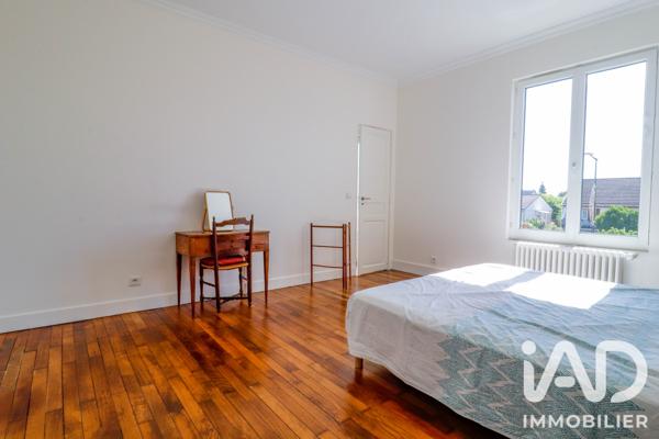 Location maison 7 pièces 150 m² Magny-les-Hameaux