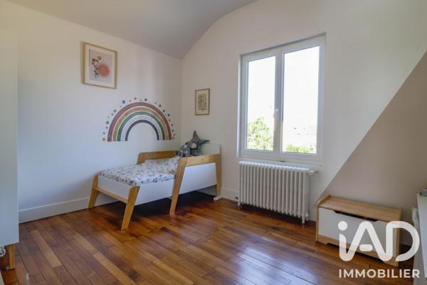 Location maison 7 pièces 150 m² Magny-les-Hameaux