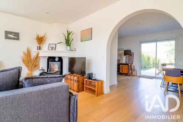 Location maison 7 pièces 150 m² Magny-les-Hameaux