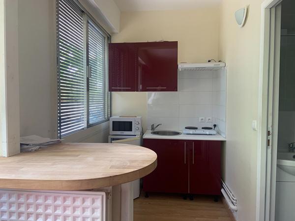 Location appartement Bordeaux : 550 € - AJP Immobilier Bordeaux Saint-Augustin