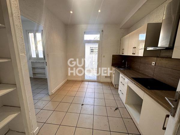 EXCLUSIVITE - A vendre à Perpignan (66000) Quartier Saint-Martin Appartement F5 - 100 m² - 1er étage - 2 terrasses et caves.