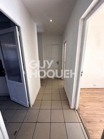 EXCLUSIVITE - A vendre à Perpignan (66000) Quartier Saint-Martin Appartement F5 - 100 m² - 1er étage - 2 terrasses et caves.