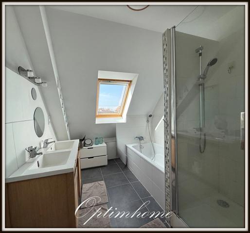 Maison à vendre 7 pièces  (44)