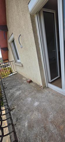 Appartement neuf dans maison