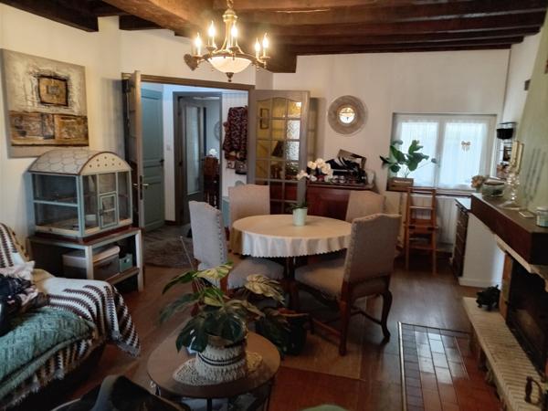 Belle maion de bourg rénovée