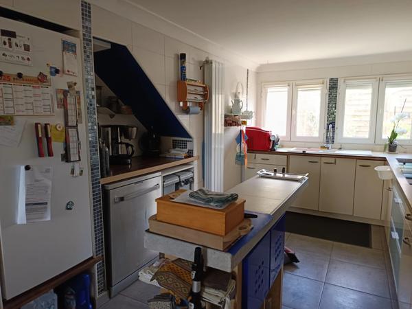 MAISON 4 CHAMBRES SUR DEUX NIVEAUX CENTRE VILLE