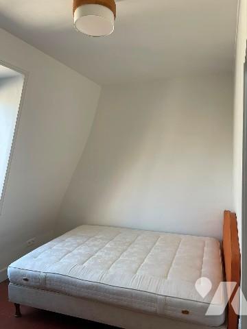 Paris XVIe – Rue de la Tour – PASSY / TROCADÉRO -Studio en étage élevé avec ascenseur et vue dégagée