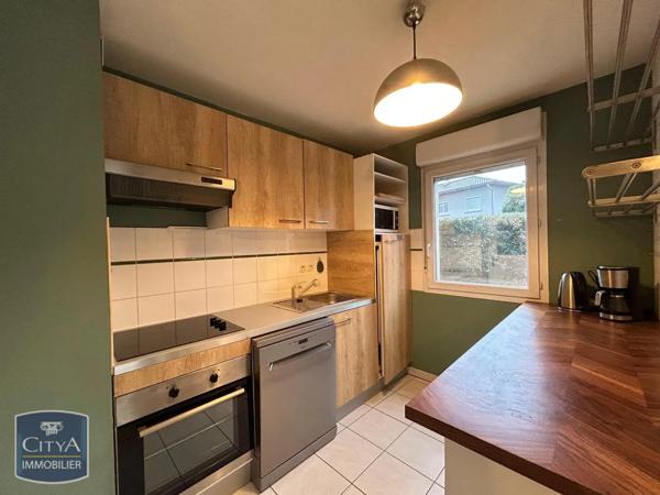 Appartement à louer 2 pièces 54.28m² Tarbes (65000)