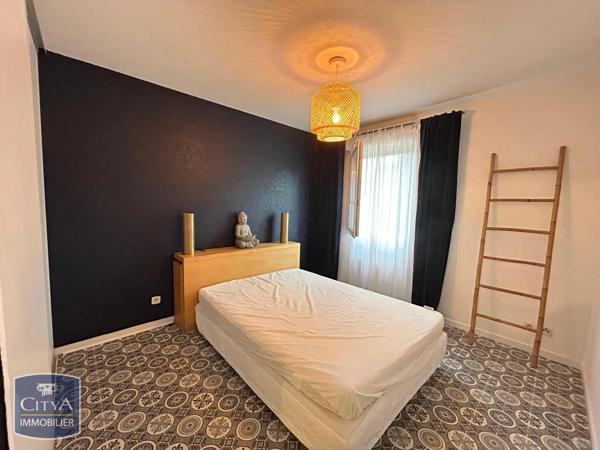 Appartement à louer 2 pièces 54.28m² Tarbes (65000)