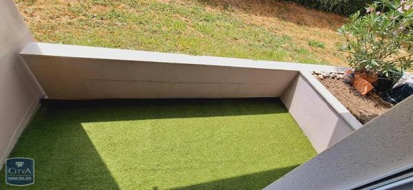 Appartement à louer 2 pièces 54.28m² Tarbes (65000)