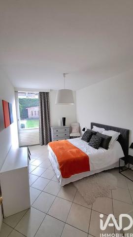 Maison à vendre 6 pièces 199 m² Saint-Quentin