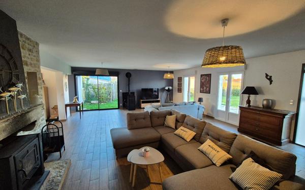 Maison à vendre    5 pièces •  Dolus-d'Oléron