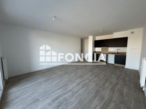 Location Appartement 3 pièces 66.2 m² - 253 AVENUE JEAN JAURES Reims 51100