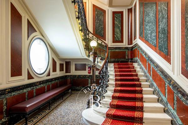 Paris 8ème, Appartement 3 Chambres -  315 m² à vendre