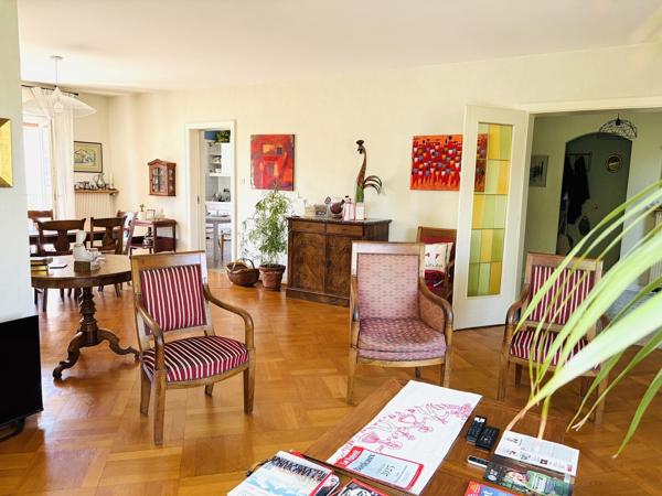 Lingolsheim – Grande maison familiale de 192 m² habitables, 7 chambres