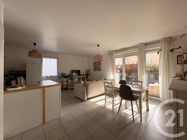 Appartement T2 à vendre  2 pièces - 54,03 m2 VENISSIEUX - 69