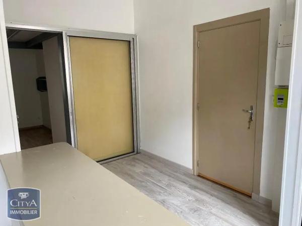 Appartement à louer 2 pièces 24.83m² Saint-Quentin (02100)