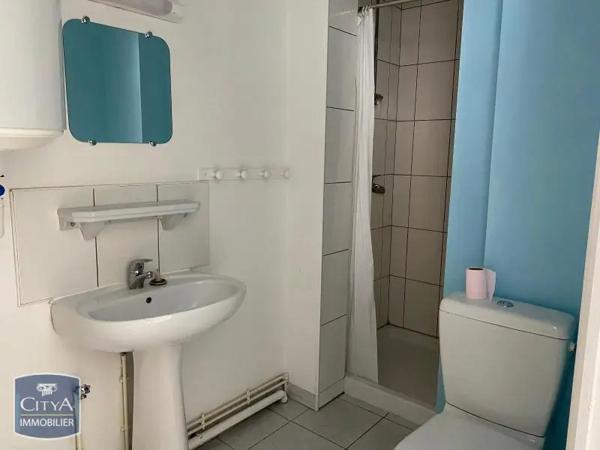 Appartement à louer 2 pièces 24.83m² Saint-Quentin (02100)