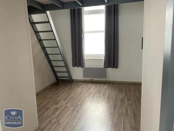 Appartement à louer 2 pièces 24.83m² Saint-Quentin (02100)