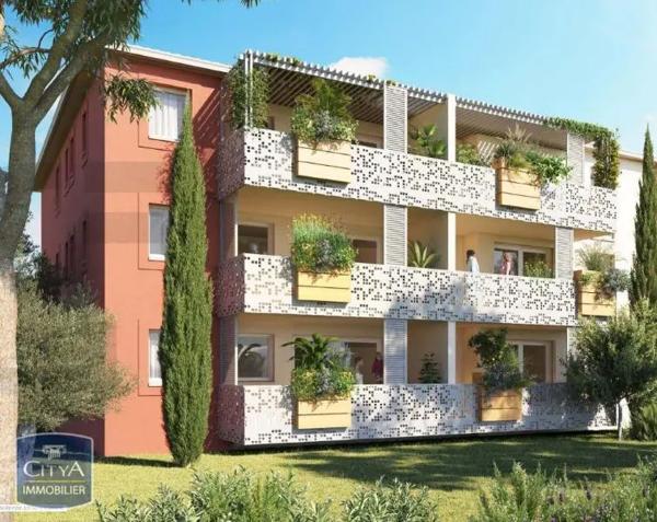 Appartement à louer 2 pièces 47.49m² Caumont-sur-Durance (84510)