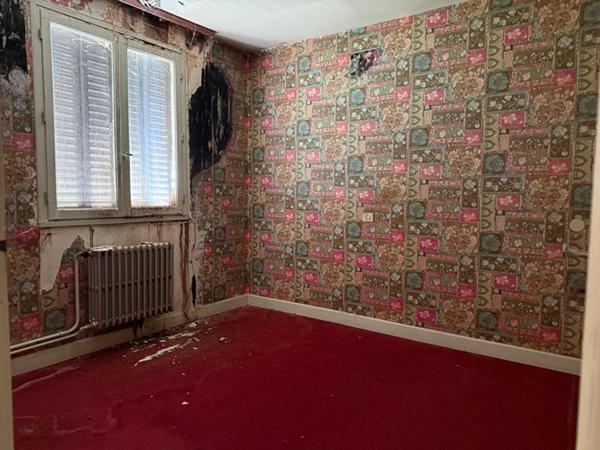 SUCCESSION VACANTE ! Maison à rénover 5 pièces, 3 chambres à Conflans-en-Jarnisy