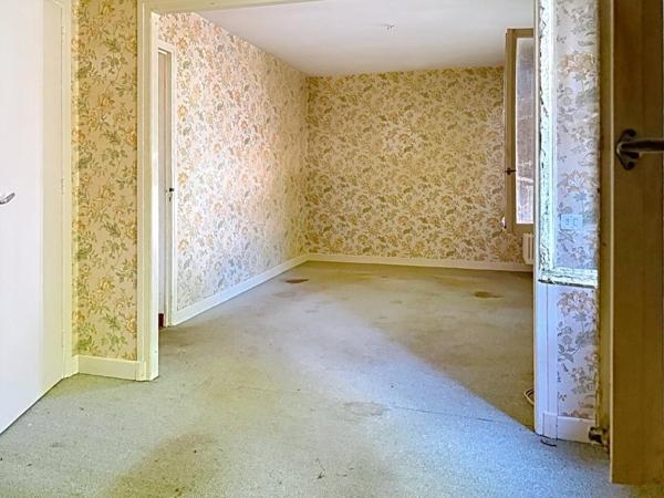 SUCCESSION VACANTE ! Maison à rénover 5 pièces, 3 chambres à Conflans-en-Jarnisy