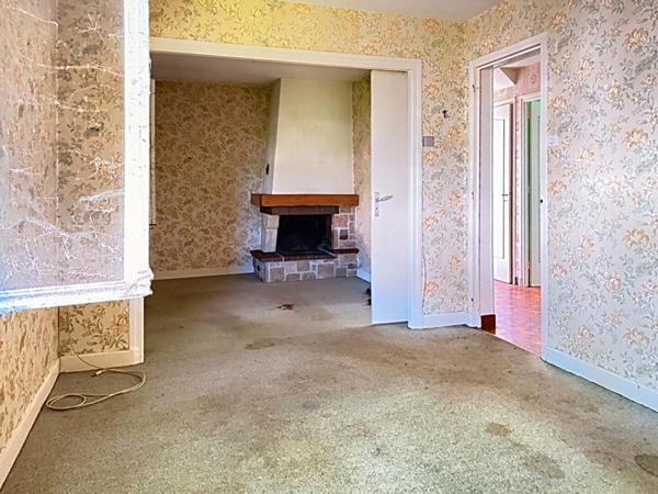 SUCCESSION VACANTE ! Maison à rénover 5 pièces, 3 chambres à Conflans-en-Jarnisy