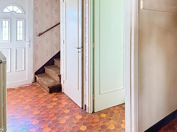 SUCCESSION VACANTE ! Maison à rénover 5 pièces, 3 chambres à Conflans-en-Jarnisy