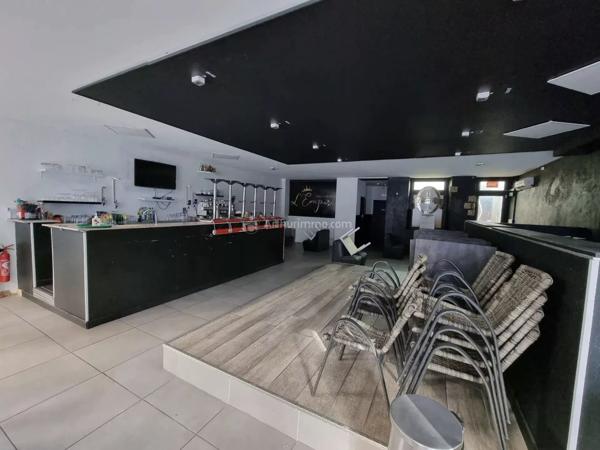 Vente Immeuble 5 pièces 237 m2 à Neufchâteau