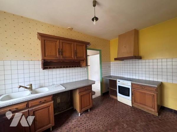 Maison de plain-pied - SAINT-AMAND-LONGPRE