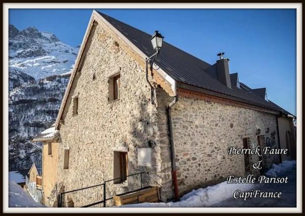 Magnifique maison de village Les Cours (05)