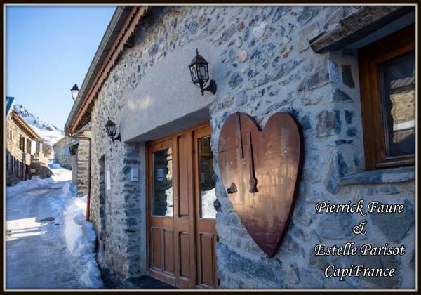 Magnifique maison de village Les Cours (05)