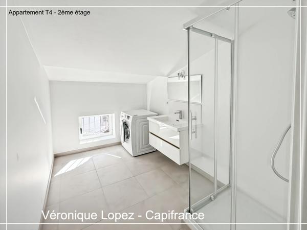 Exclusivité : Agen hyper centre, bel immeuble de caractère en pierre entièrement rénové avec 4 appartements, garage et jardin