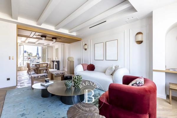 Paris 8ème, Appartement 2 Chambres -  126 m² à vendre