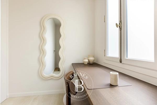 Paris 8ème, Appartement 2 Chambres -  126 m² à vendre