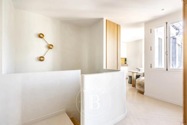 Paris 8ème, Appartement 2 Chambres -  126 m² à vendre