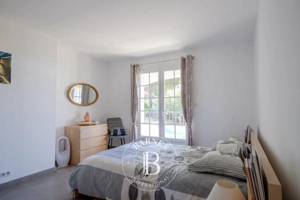 Bandol, Villa 6 Chambres -  277 m² à vendre