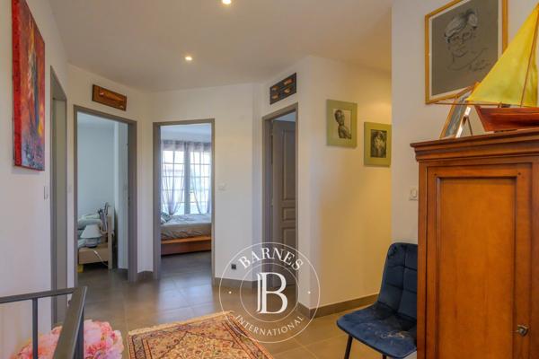 Bandol, Villa 6 Chambres -  277 m² à vendre